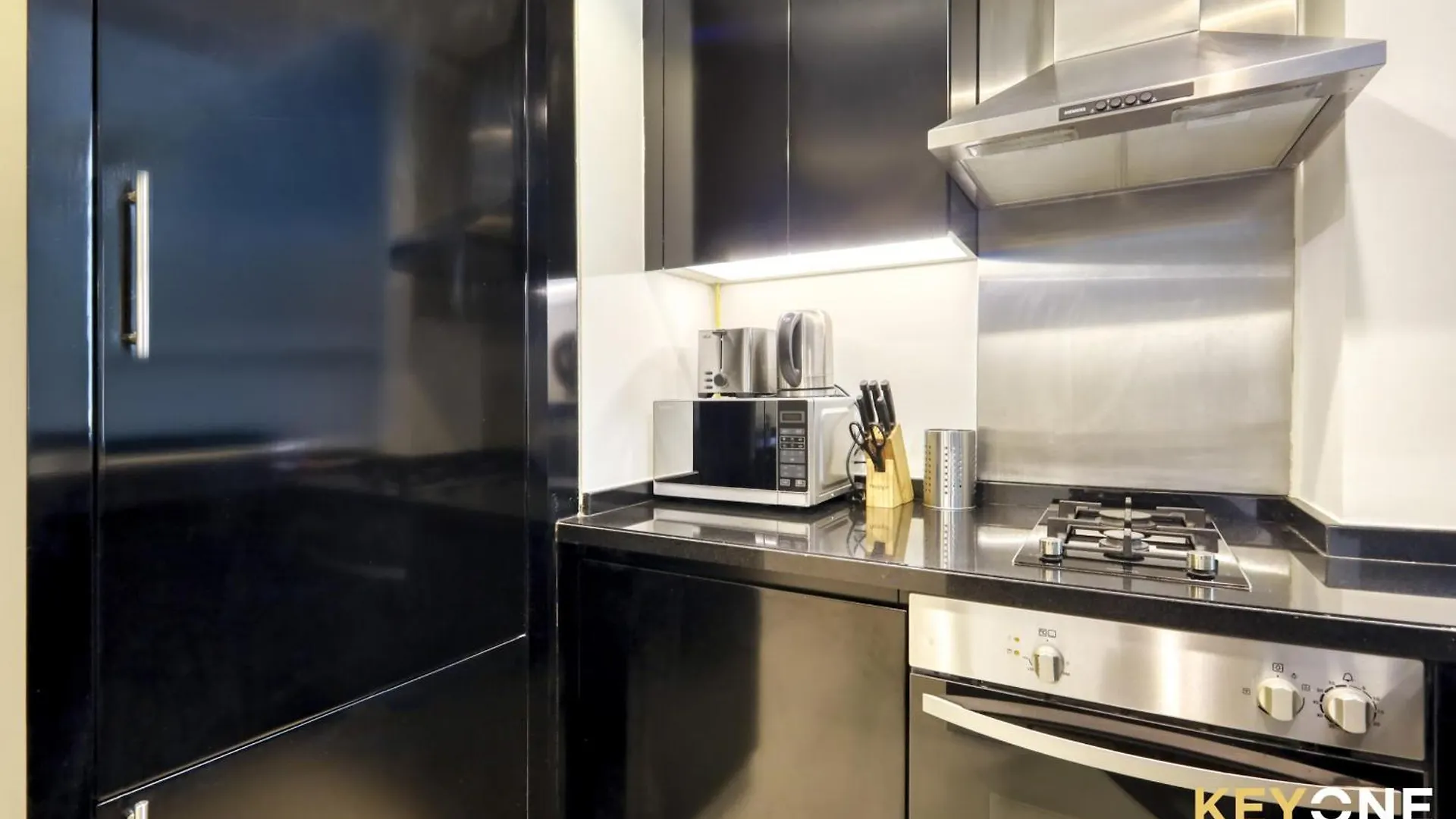 The Cosmopolitan Serene Living In A One Bedroom Dubai
